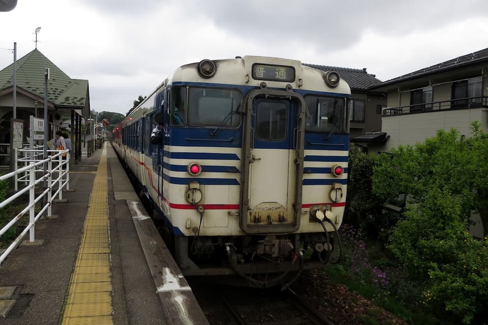 東新津駅