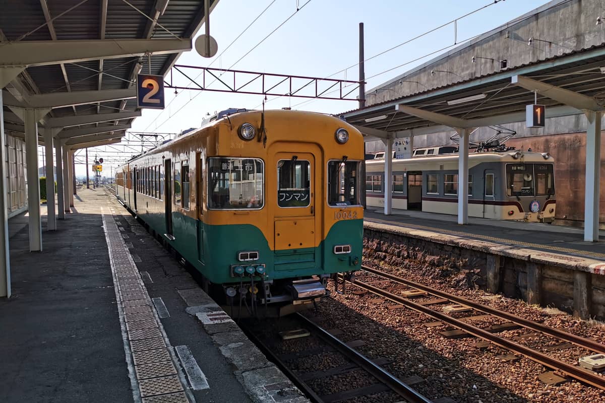 上市駅