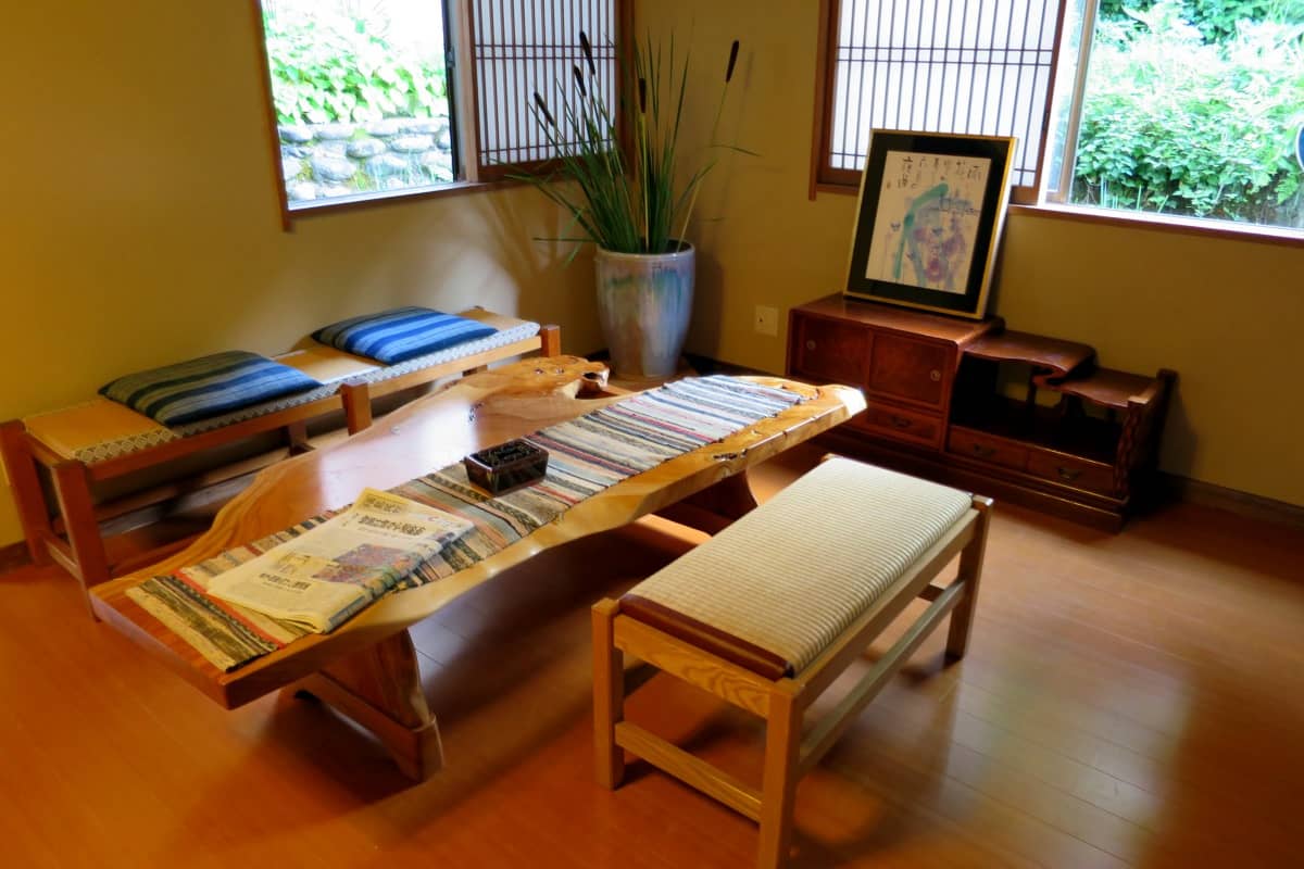 宮下温泉栄光舘