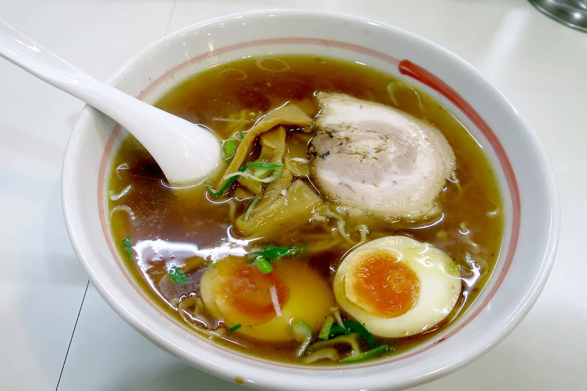 温泉ラーメン八方美人