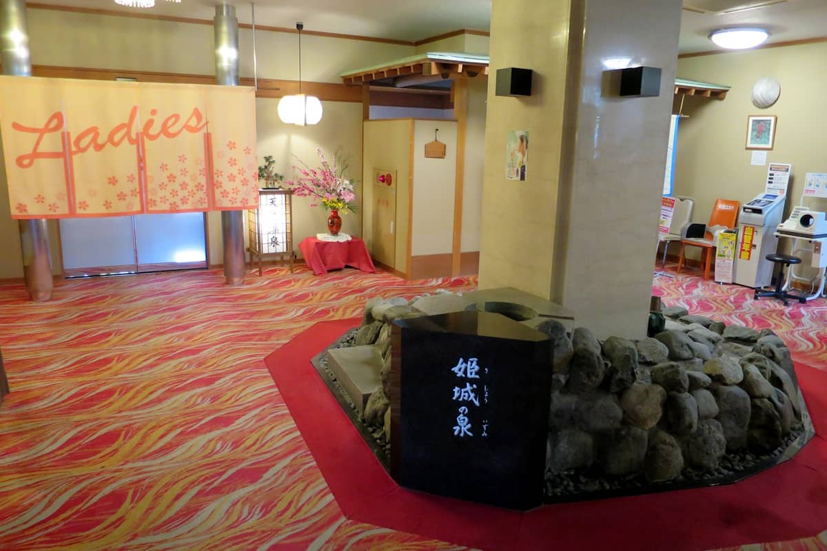 飯田城温泉 天空の城 三宜亭本館