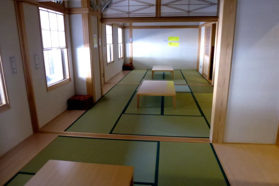 湯西川 水の郷観光センター