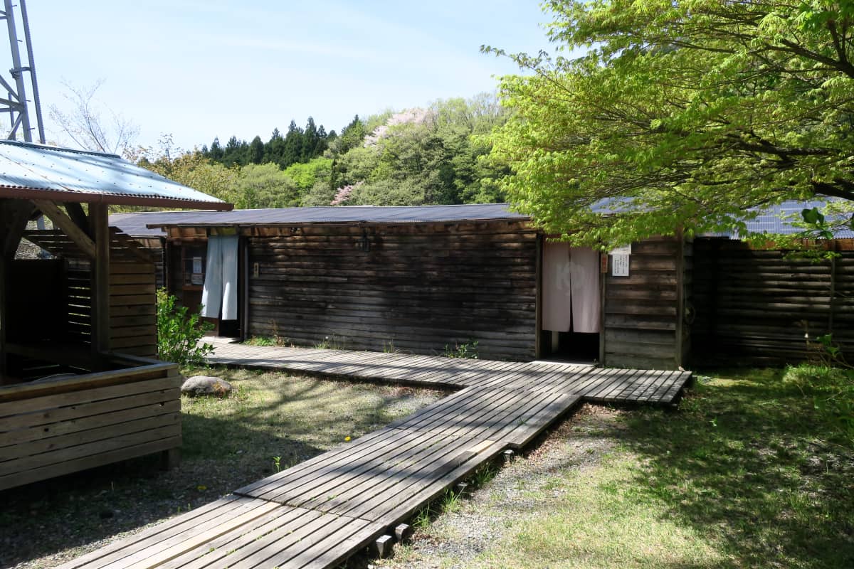 鬼怒川仁王尊プラザ