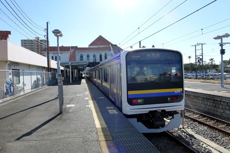 内房線 館山駅
