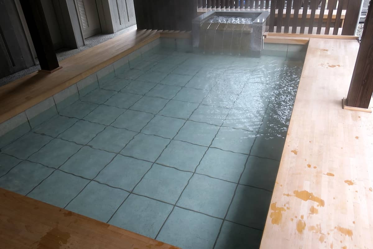 瀬見温泉共同浴場 せみの湯