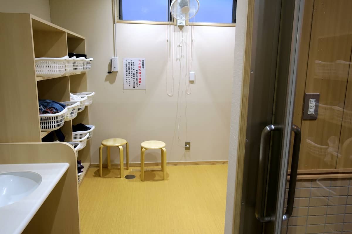 瀬見温泉共同浴場 せみの湯