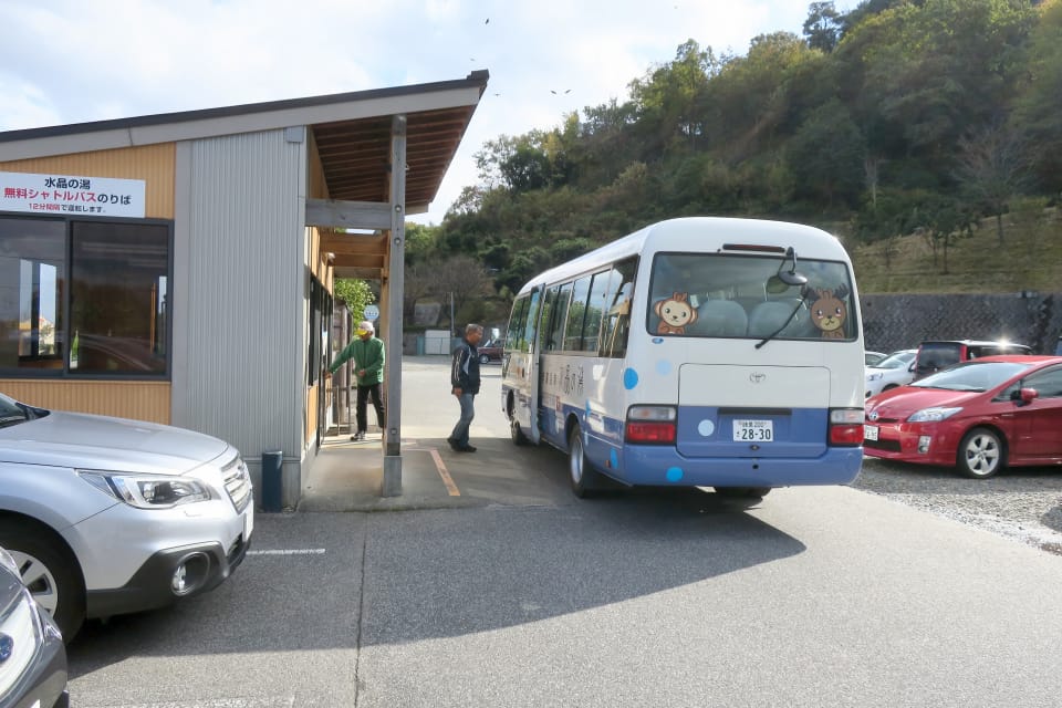 月見の森駐車場