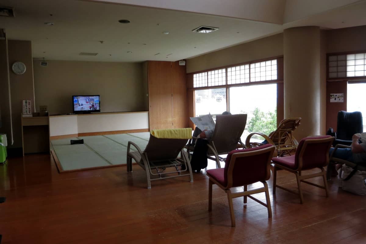 横手駅前温泉ゆうゆうプラザ