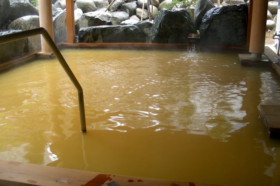 苗場温泉 雪ささの湯